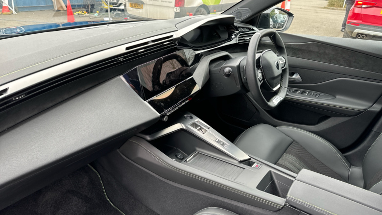 Peugeot 408 1.6 Plug-in Hybrid 225 GT 5dr e-EAT8 Hatchback